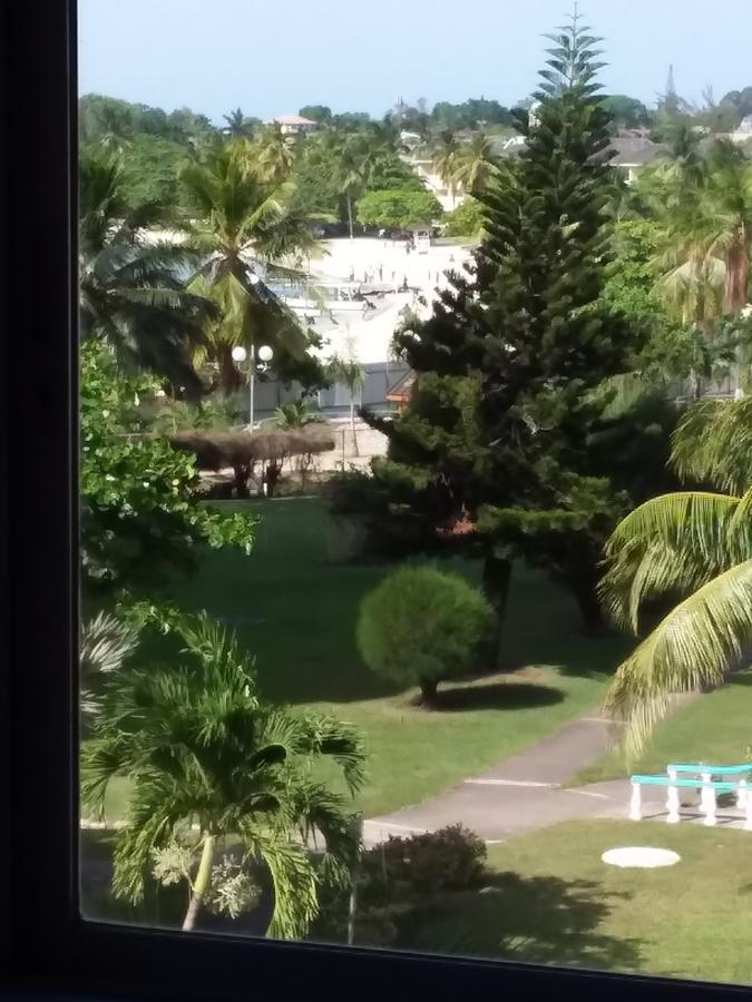 Mcfarlane'S Place Ocho Rios Kültér fotó